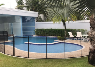 TELAS DE PROTEÇÃO EM PISCINA